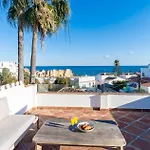 Villa Lovely Sea View With Only 7 Minutes Walk To The Fuengirola