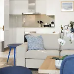 Villa Lovely Sea View With Only 7 Minutes Walk To The Fuengirola *