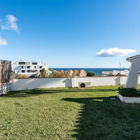 Lovely Sea View With Only 7 Minutes Walk To The Fuengirola El Faro