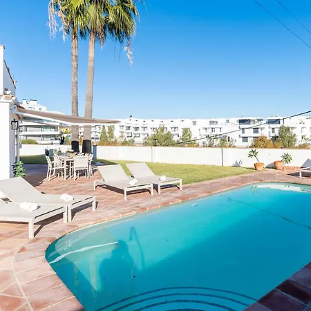 Villa Lovely Sea View With Only 7 Minutes Walk To The Fuengirola