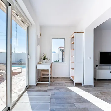 Lovely Sea View With Only 7 Minutes Walk To The Fuengirola Vila El Faro