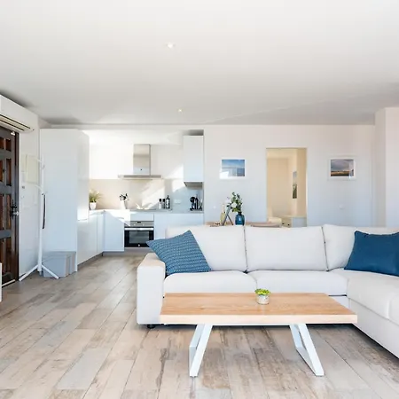 Lovely Sea View With Only 7 Minutes Walk To The Fuengirola Vila *